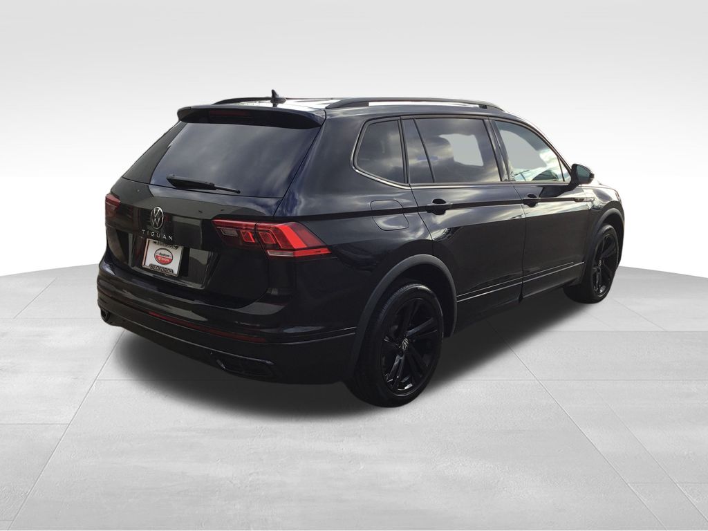 Thumbnail: 2024 Volkswagen Tiguan - 5