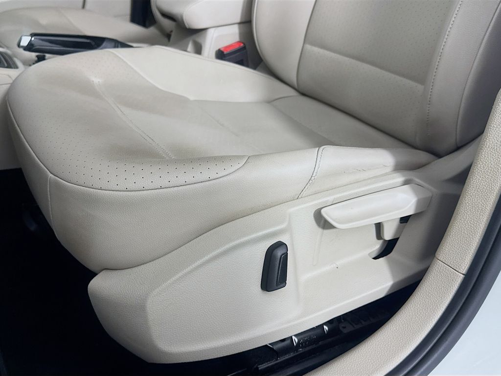 Used Car 2018 Volkswagen Golf  Tsi Se 4-door For Sale Under $20,000 In Austin, Texas