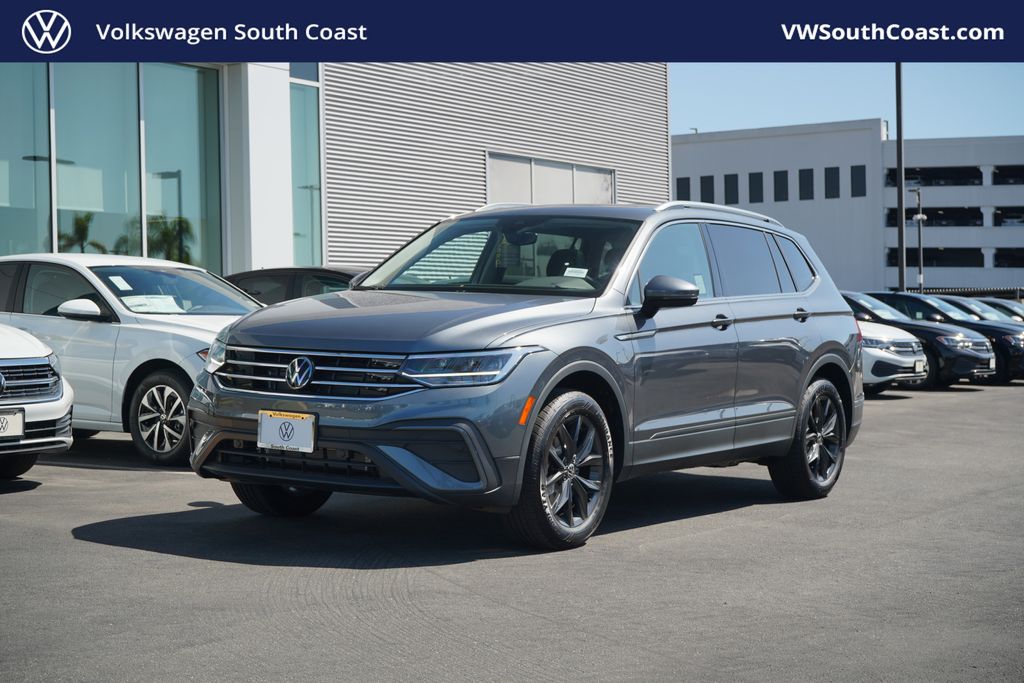 2024 Volkswagen Tiguan 2.0T SE 1