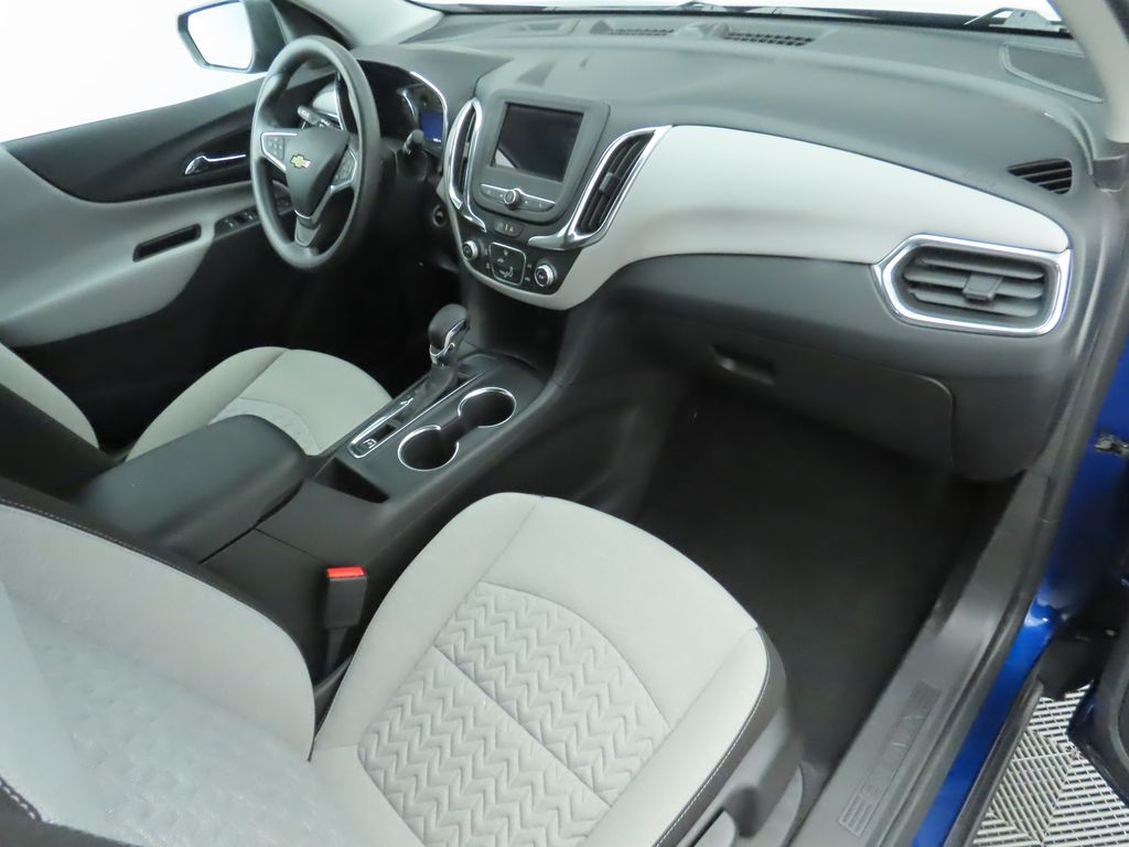 Thumbnail: 2023 Chevrolet Equinox - 17