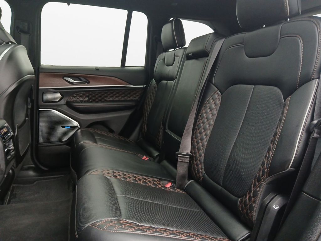 Used Car 2022 Jeep Grand Cherokee  Summit For Sale Under $30,000 In Austin, Texas