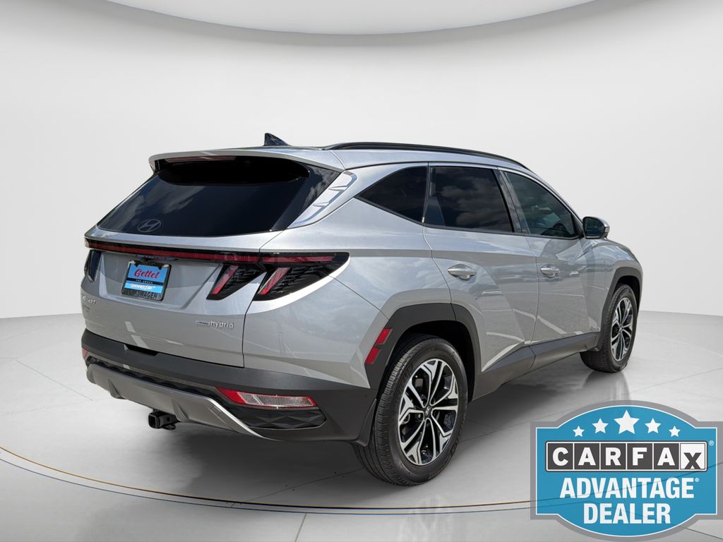 Used 2022 Silver Hyundai Limited image 5