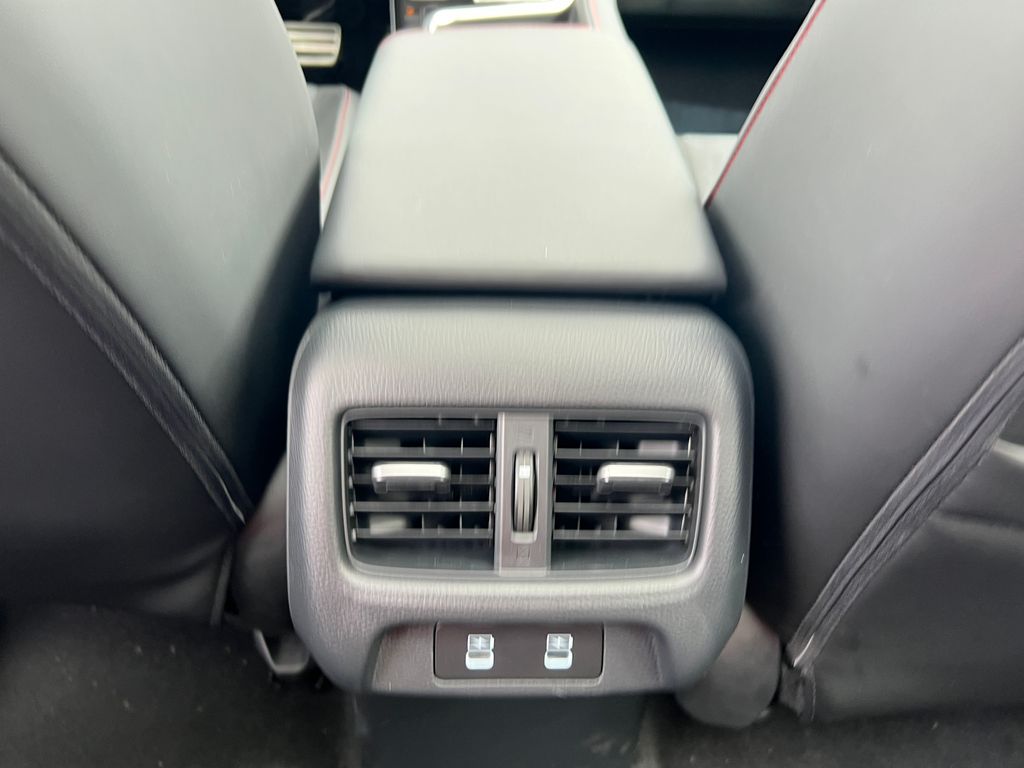 Thumbnail: 2025 Acura ADX - 30