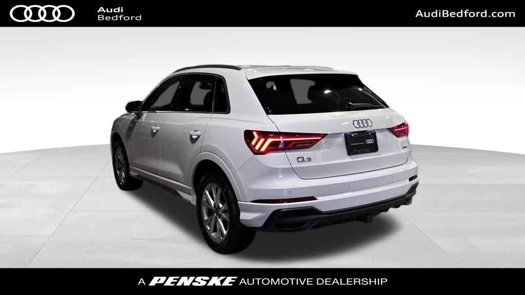 Thumbnail: 2023 Audi Q3 - 4