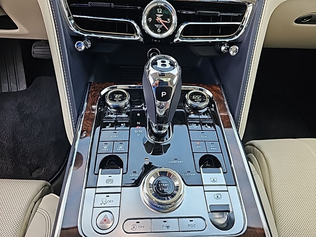 2021 Bentley Flying Spur V8 30