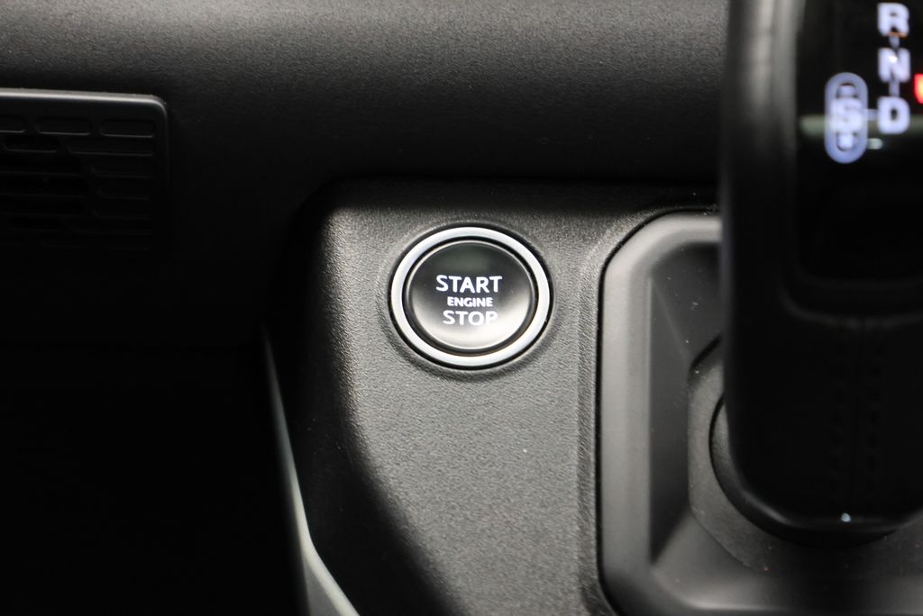 Thumbnail: 2020 Land Rover Defender - 23