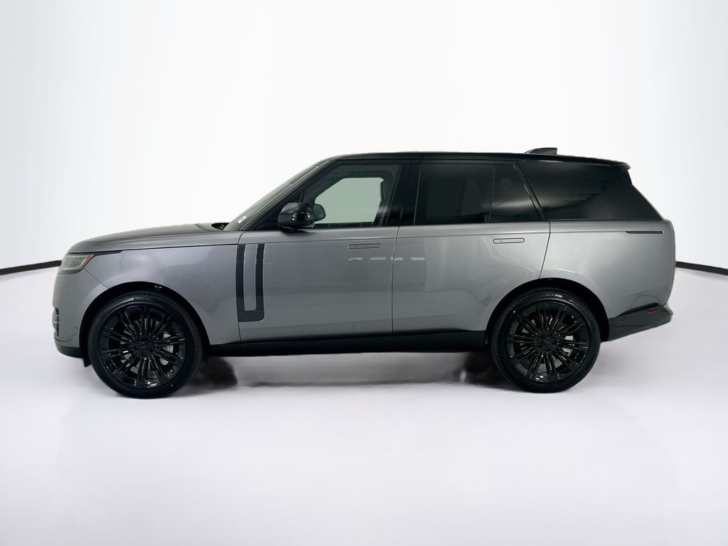 Thumbnail: 2026 Land Rover Range Rover - 8