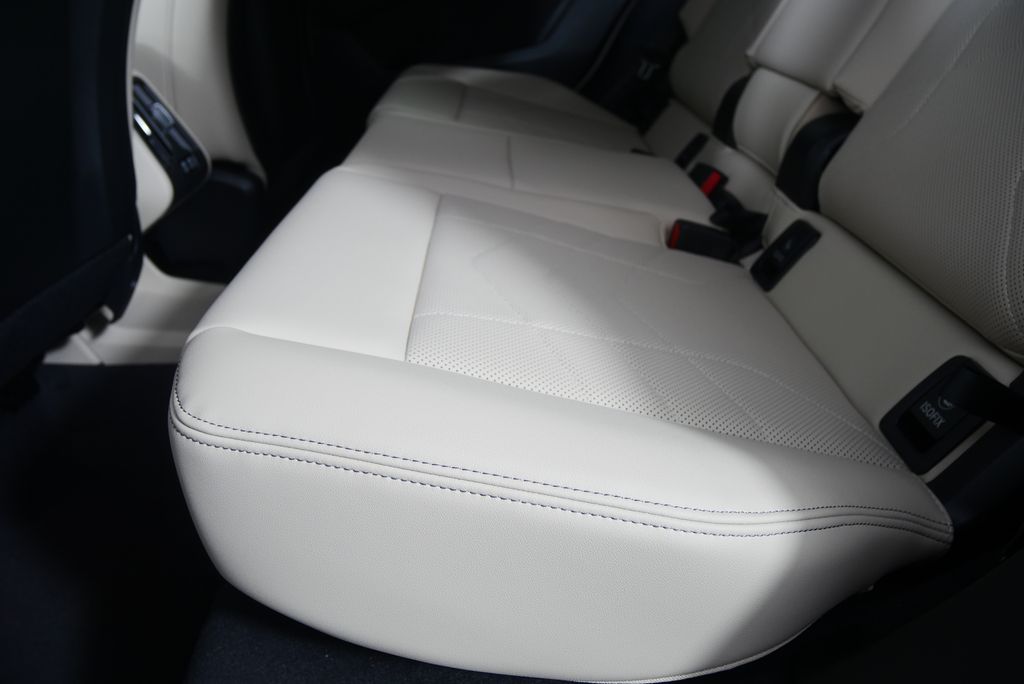 Thumbnail: 2025 BMW X1 - 14