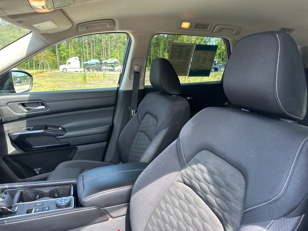 2022 Super Black Nissan Pathfinder SV 4X4 SUV