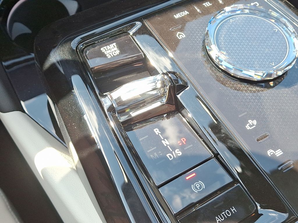 Thumbnail: 2026 BMW 5 Series - 7