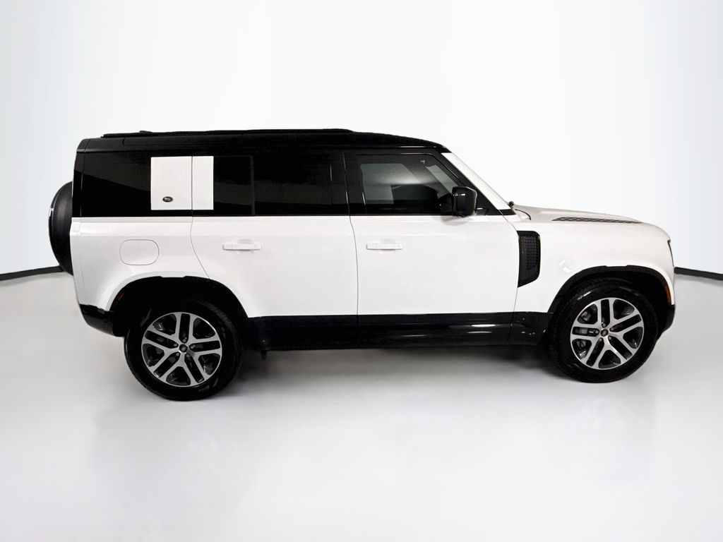 Thumbnail: 2024 Land Rover Defender - 4