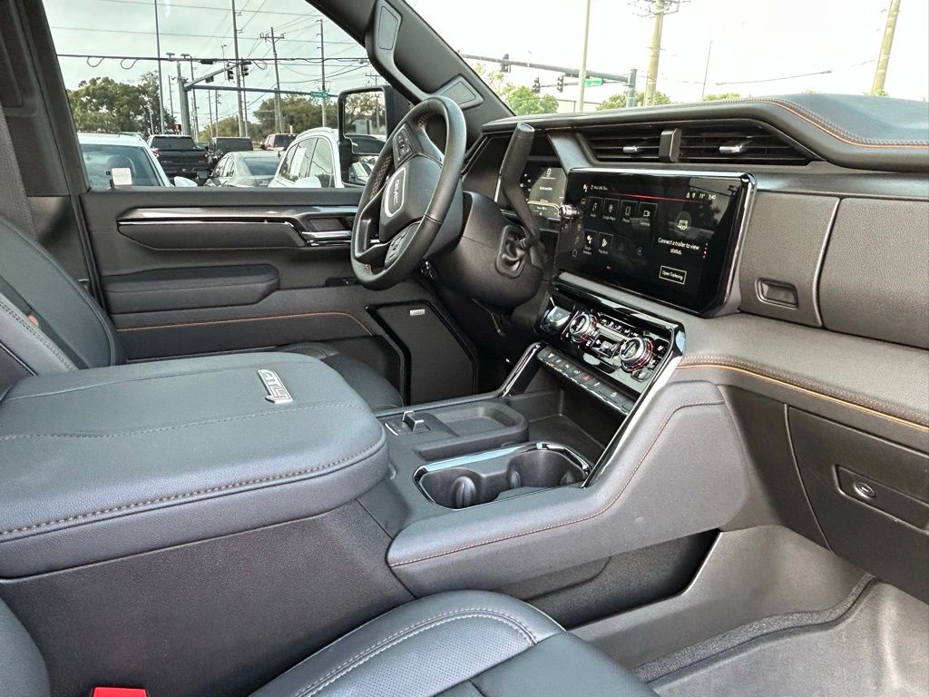 Used 2025 Black GMC AT4 image 81