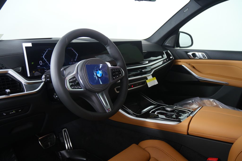 Thumbnail: 2026 BMW X5 - 13