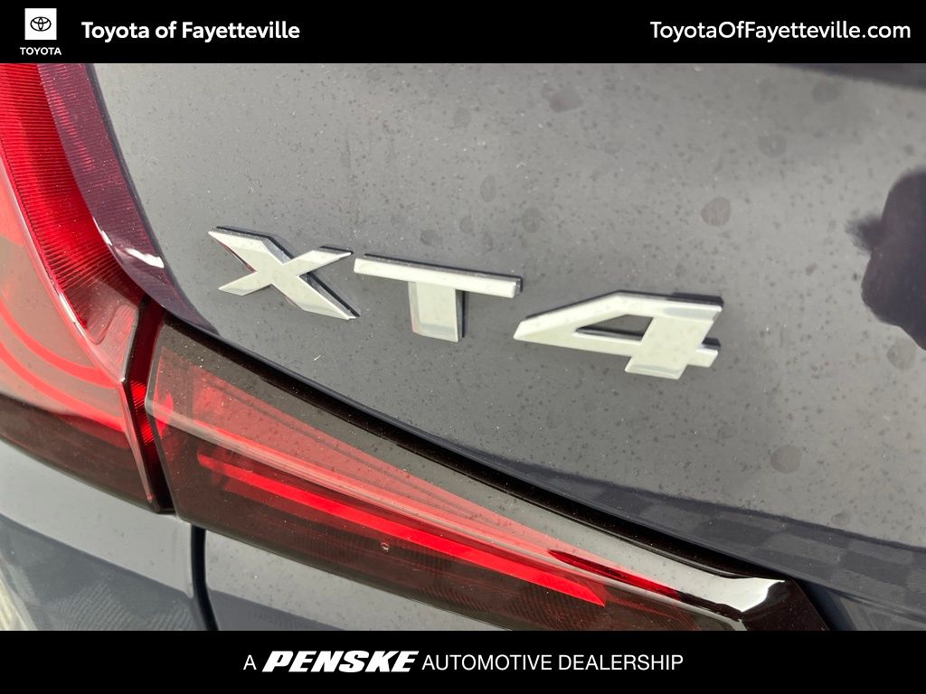 Thumbnail: 2024 Cadillac XT4 - 25