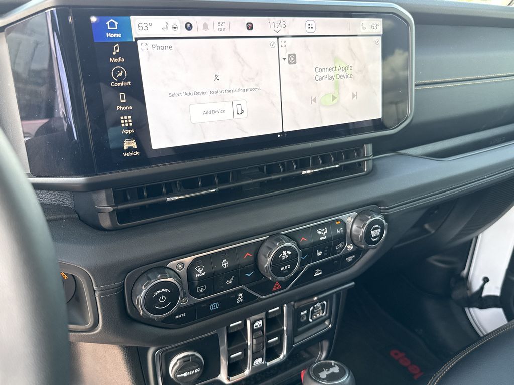 2024 Jeep Wrangler Sahara 4xe White at River Oaks CDJR