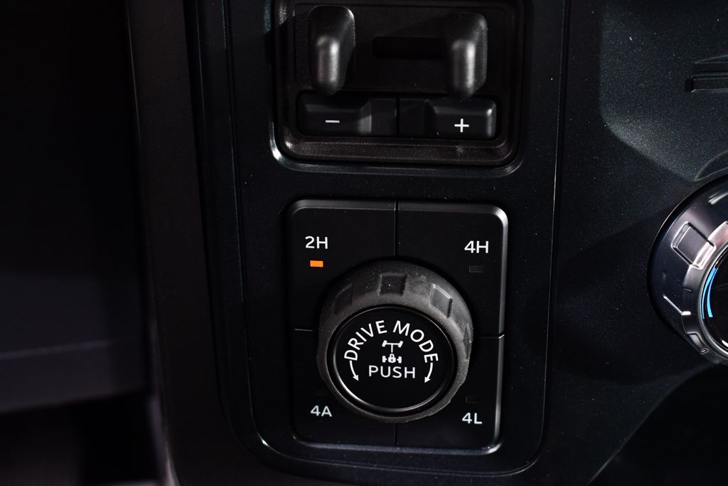 New 2026 Black Ford Lariat image 30