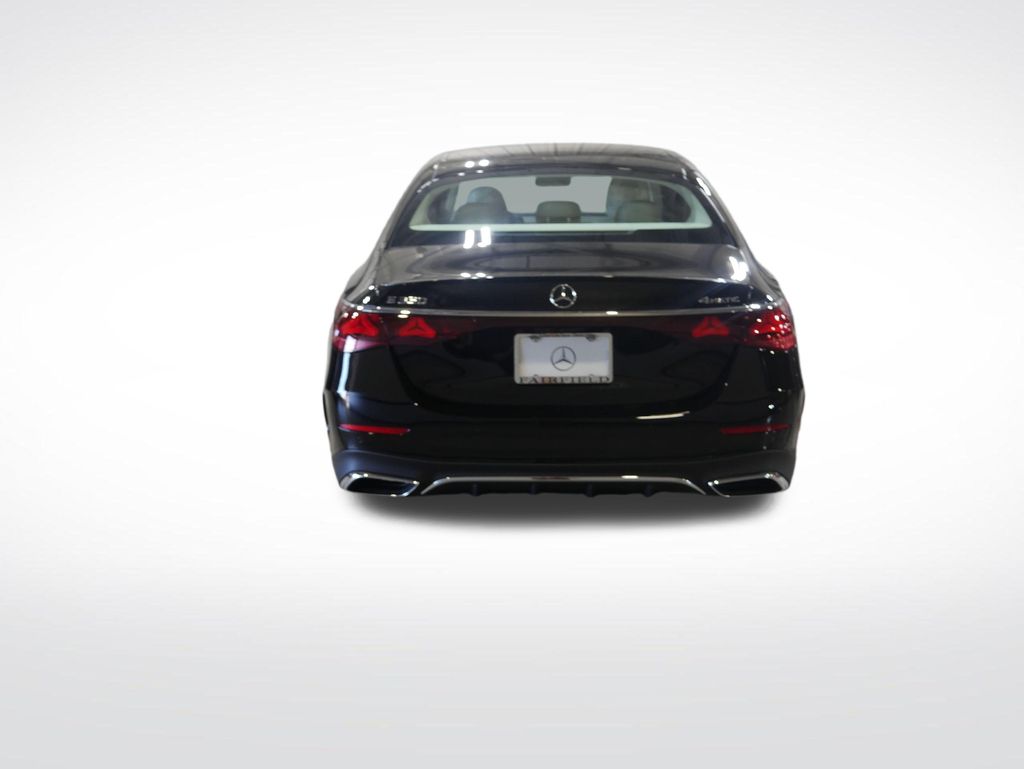 Thumbnail: 2026 Mercedes-Benz E-Class - 4