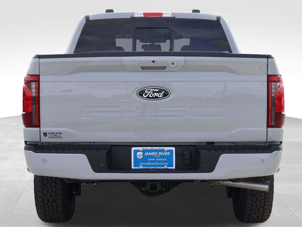 View vehicle photo 4