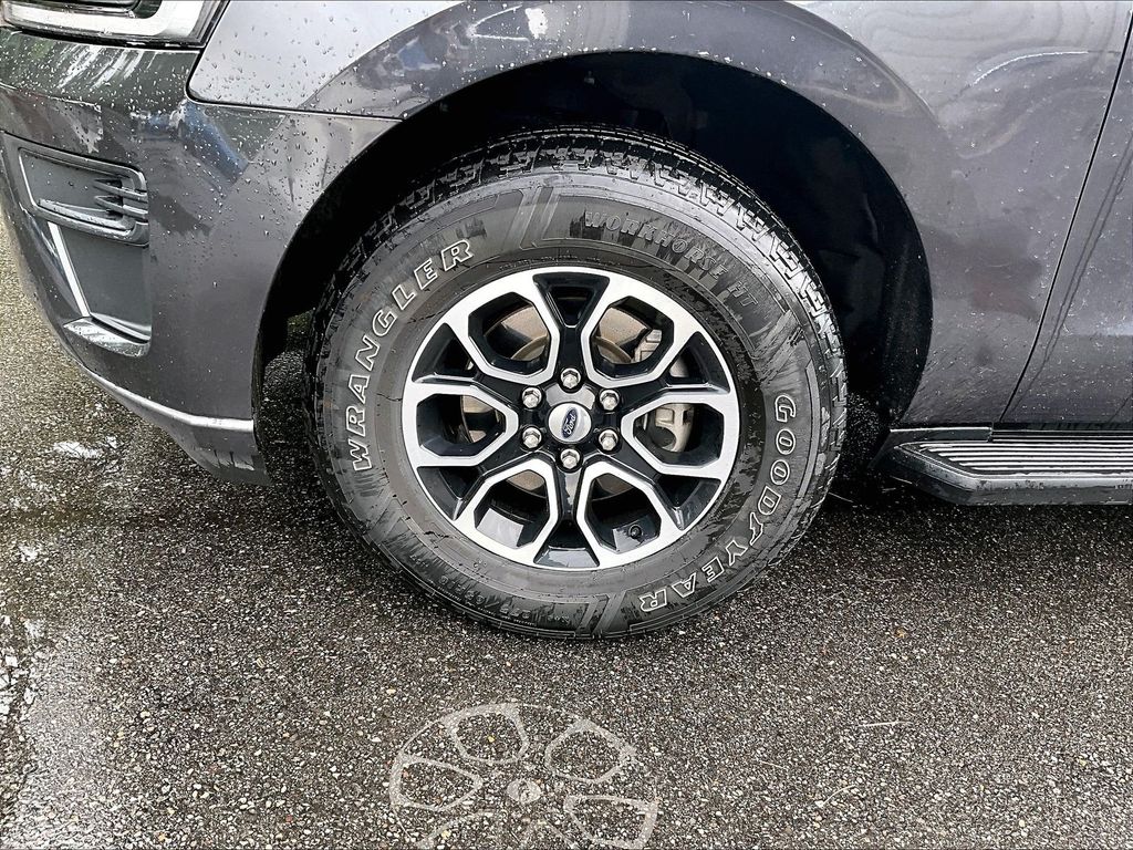 2024 Ford Expedition Max — photo 4