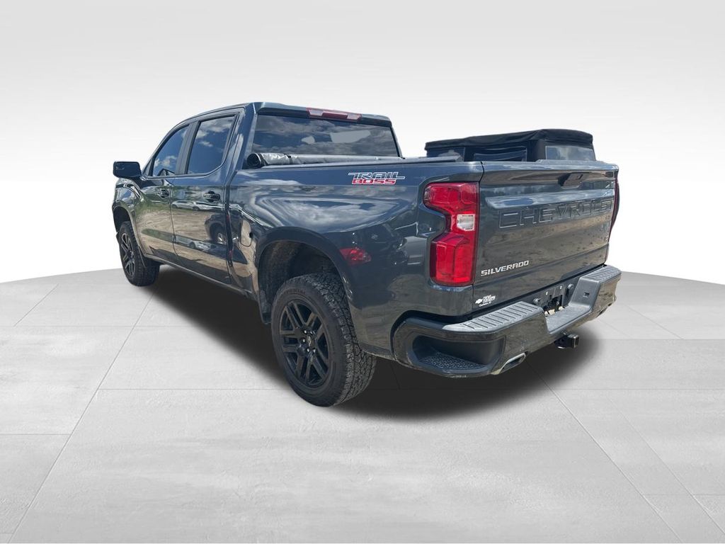 2021 Shadow Gray Metallic Chevrolet Silverado 1500 LT Trail Boss 4X4 Truck