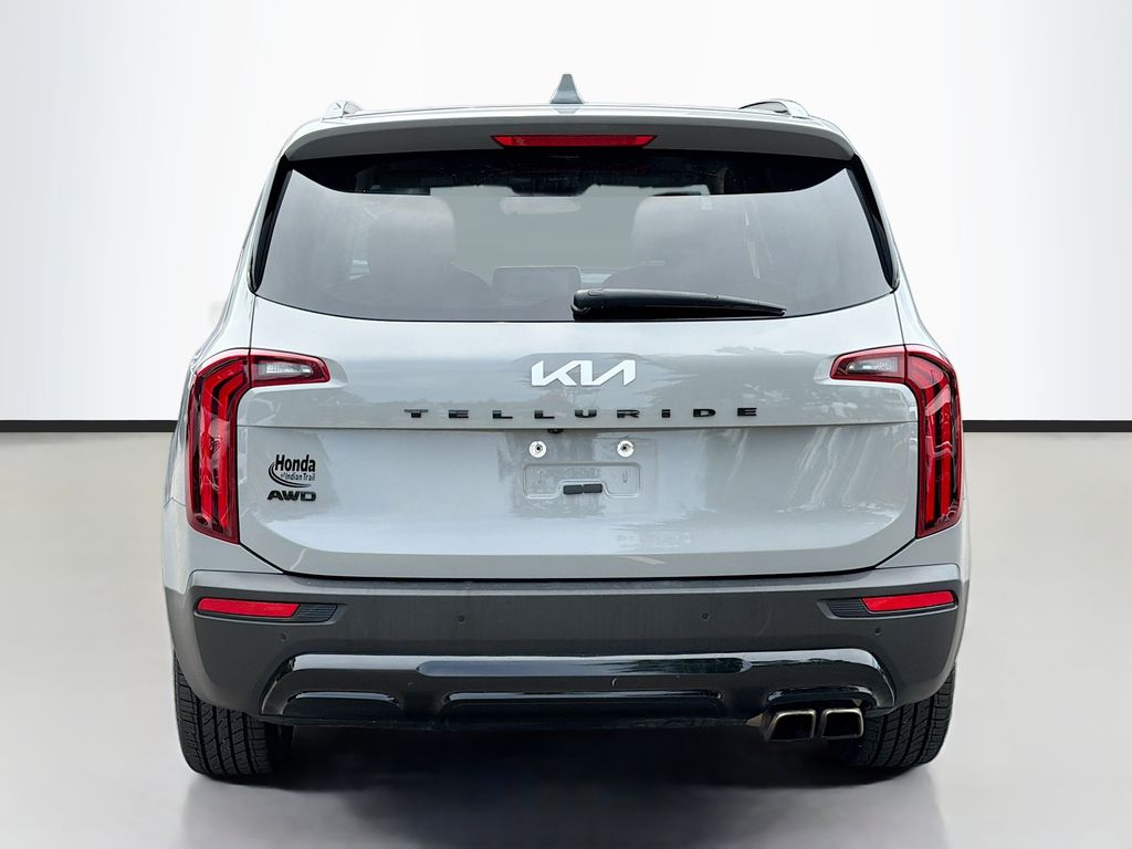 Used 2022 Gray Kia EX image 6