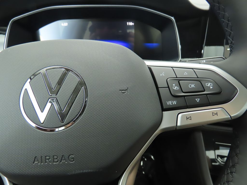 Thumbnail: 2025 Volkswagen Jetta - 12