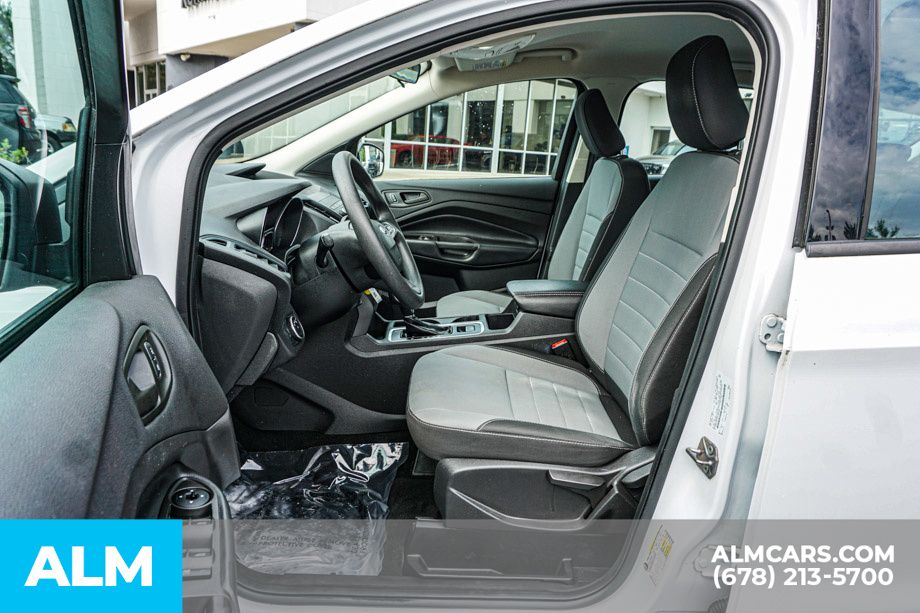 Used 2019 White Ford S image 19