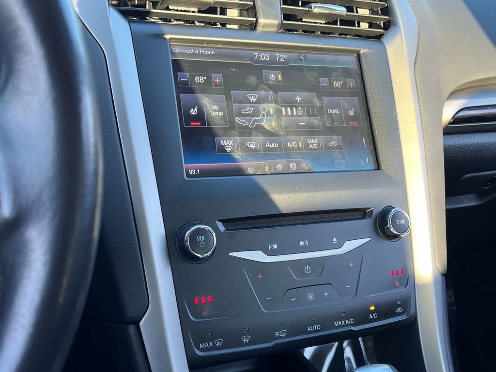 2013 Ford Fusion Hybrid SE