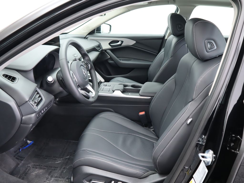 Thumbnail: 2025 Acura TLX - 22