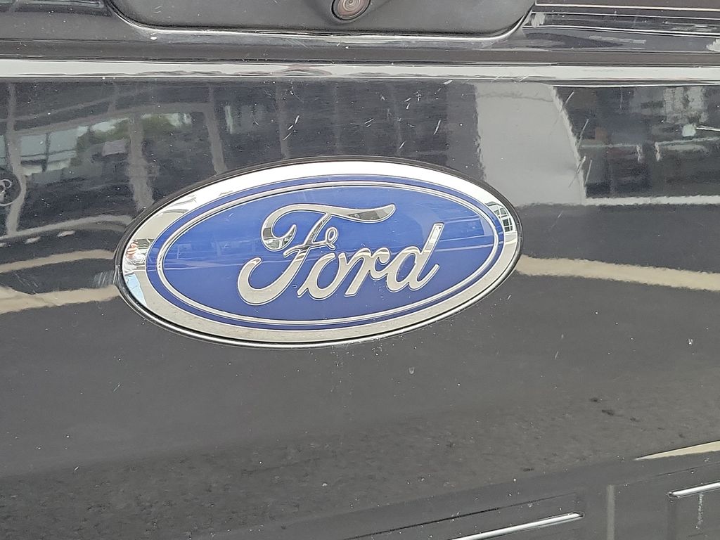 2019 Ford F-150 XL 24