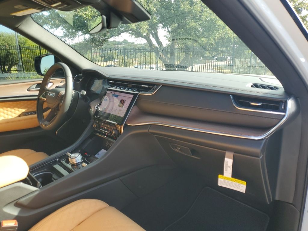 New Car 2025 Jeep Grand Cherokee  Summit For Sale Under $60,000 In Austin, Texas