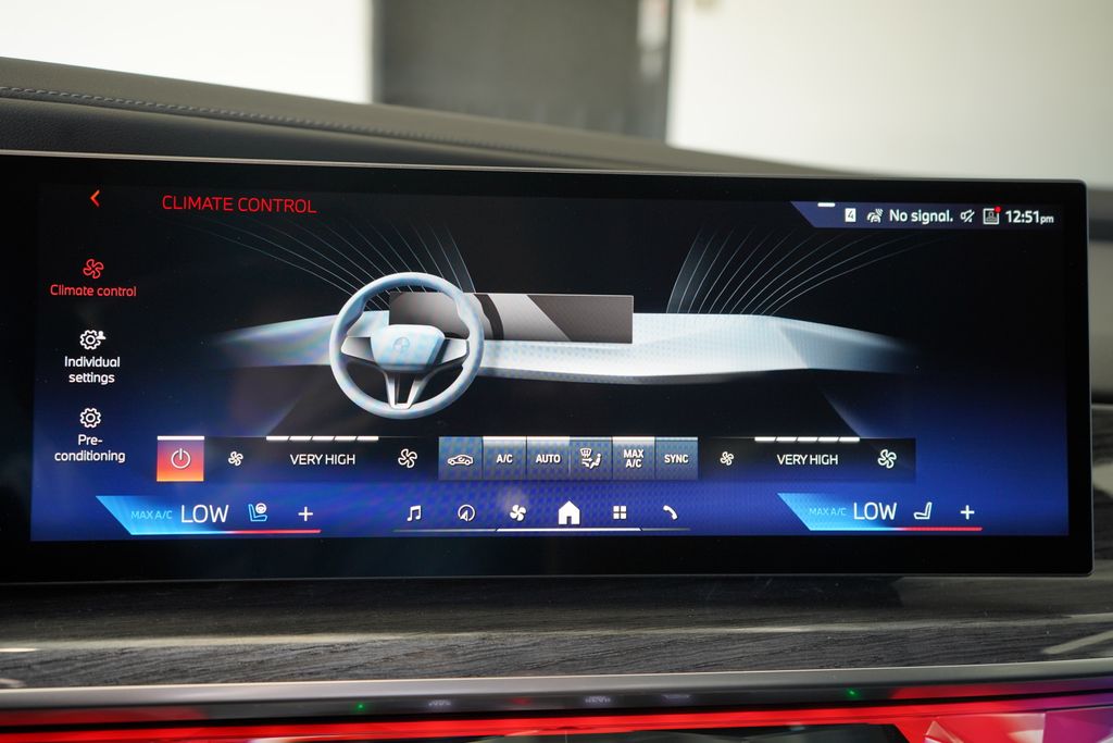 Thumbnail: 2025 BMW 7 Series - 18