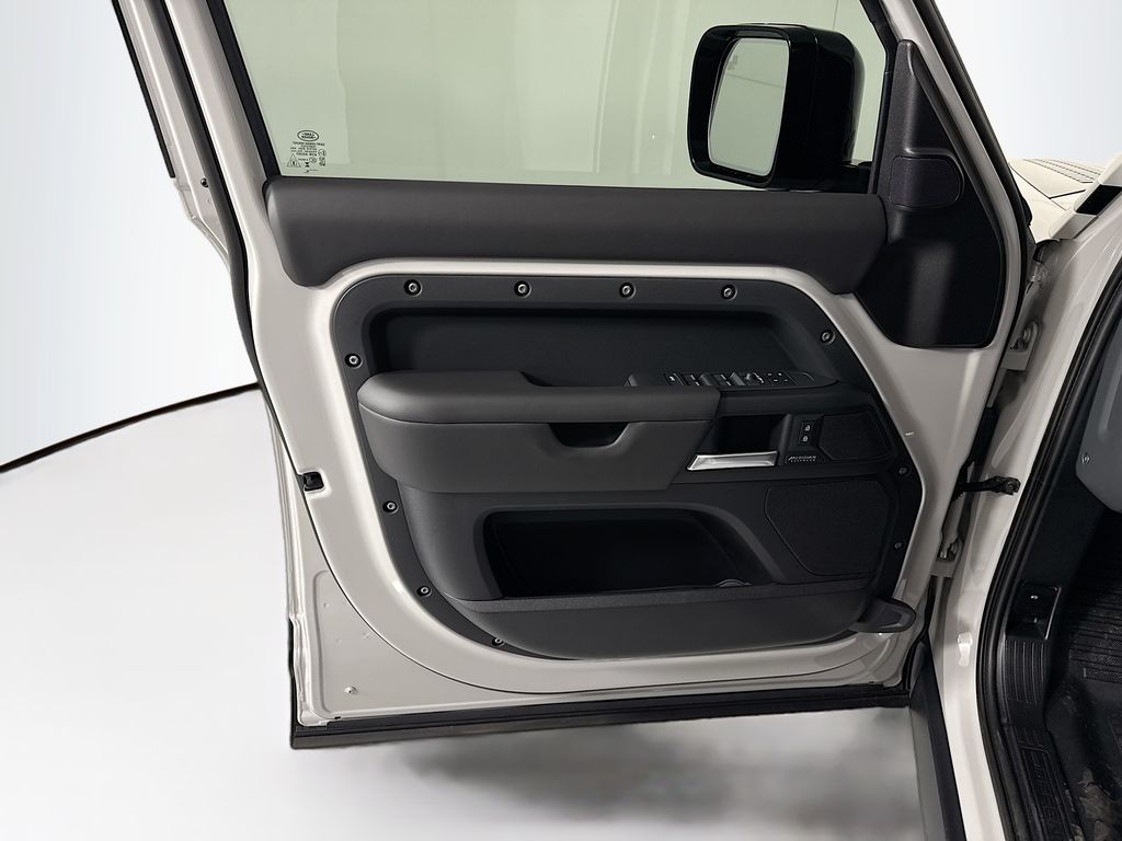 Thumbnail: 2026 Land Rover Defender - 24