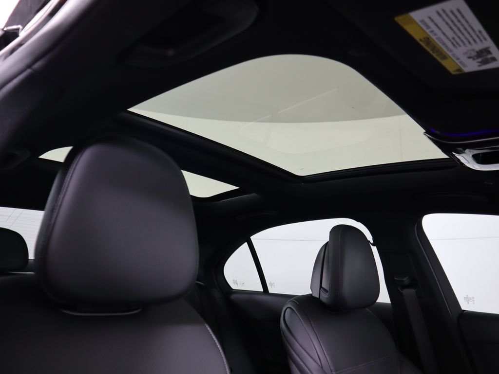 Thumbnail: 2025 Mercedes-Benz C-Class - 18