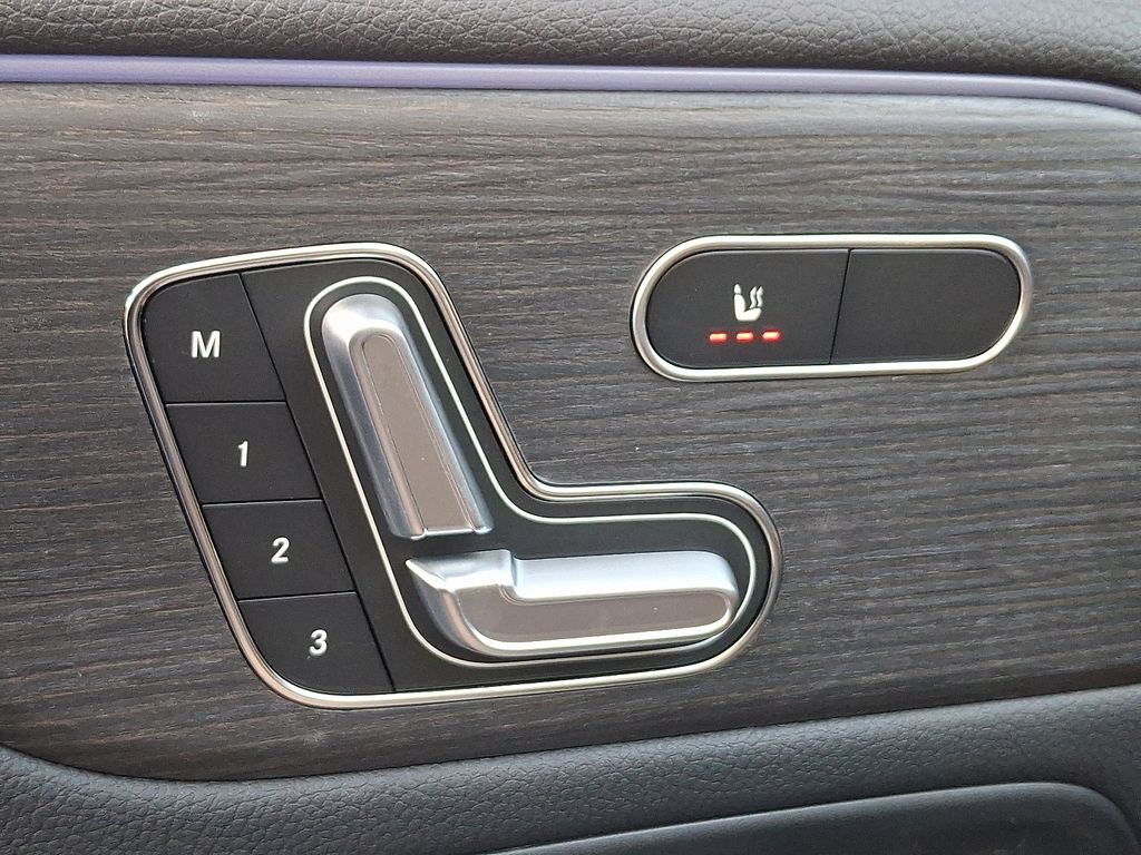 Thumbnail: 2026 Mercedes-Benz GLA - 17