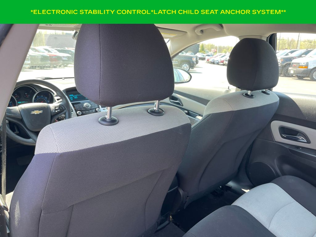 used 2015 Chevrolet Cruze car, priced at $8,500