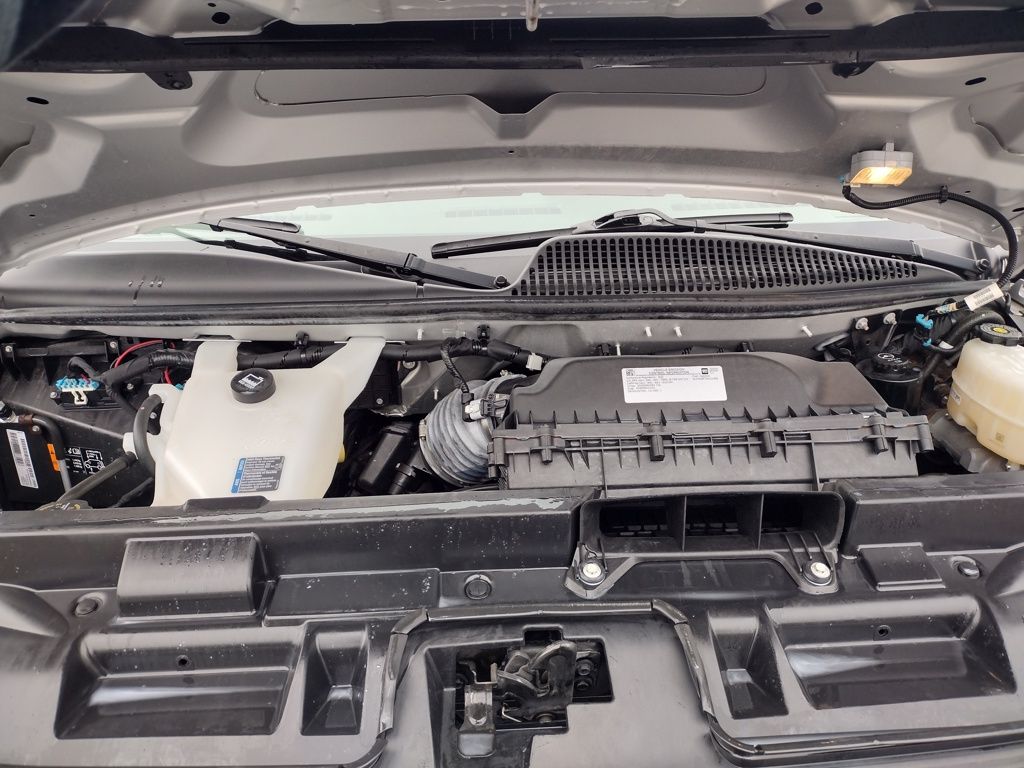 2022 Chevrolet Express 3500 LT photo