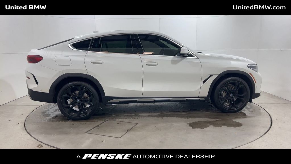 2023 BMW X6 xDrive40i 9