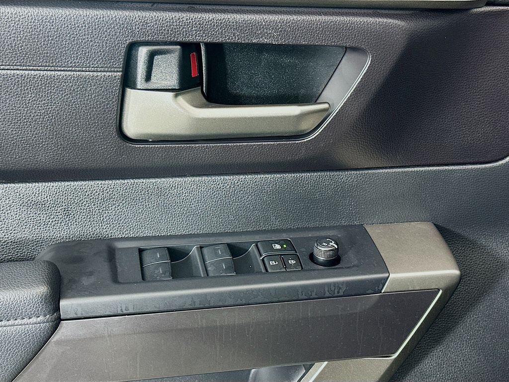 Thumbnail: 2024 Toyota Tundra - 17