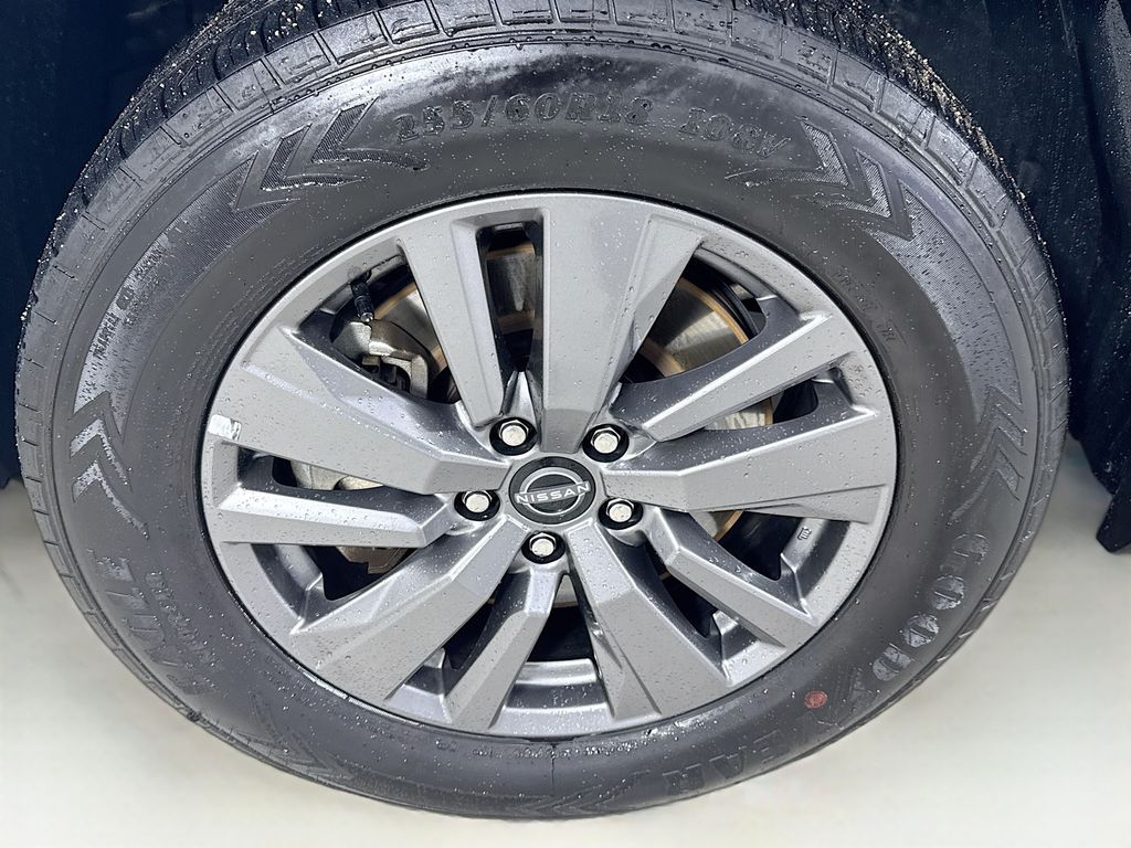 Used Car 2024 Nissan Pathfinder  Sv For Sale Under $30,000 In Austin, Texas