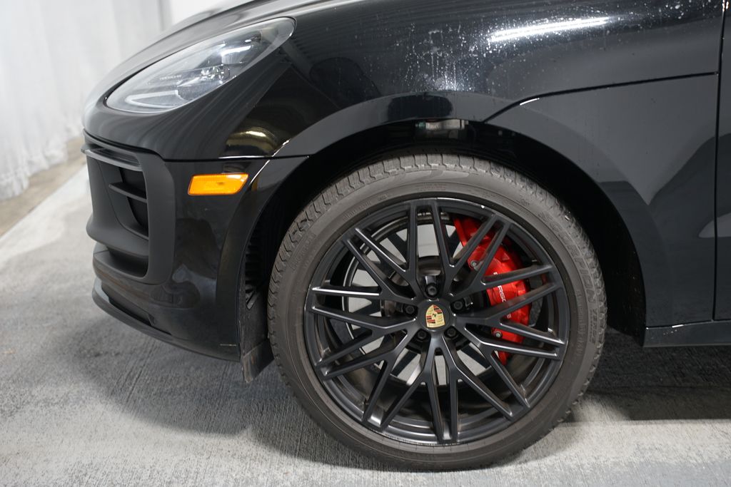 Thumbnail: 2023 Porsche Macan - 5