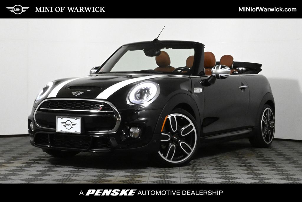 2018 MINI Cooper Base -
                Warwick, RI