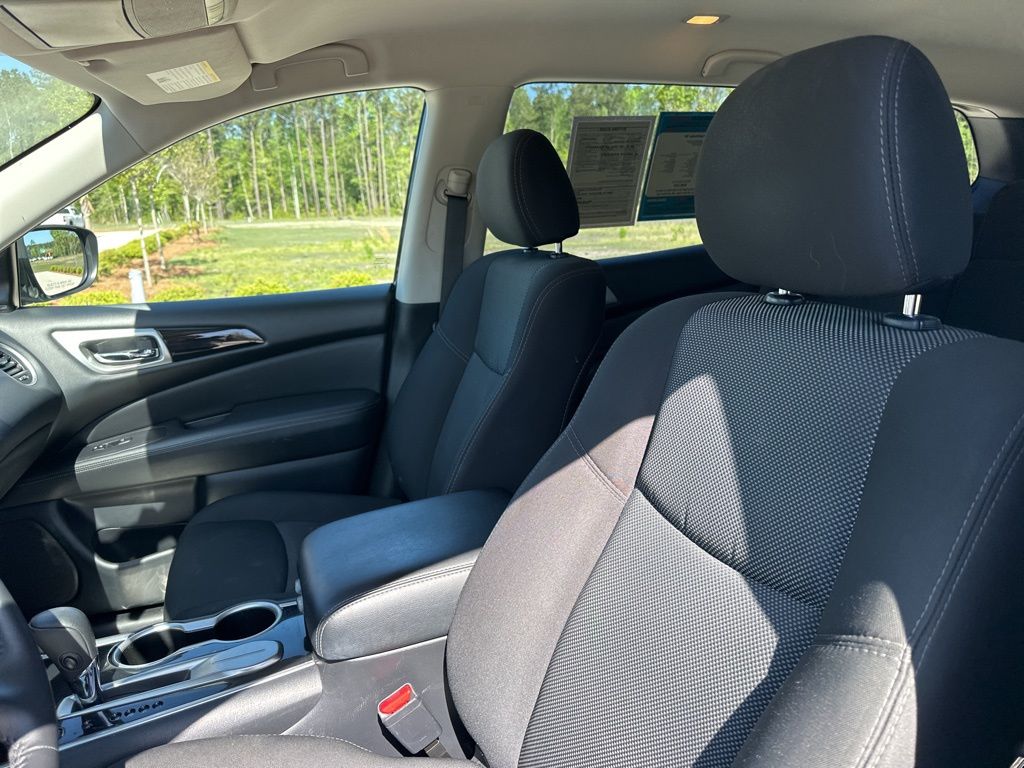 2020 Magnetic Black Pearl Nissan Pathfinder SV FWD SUV
