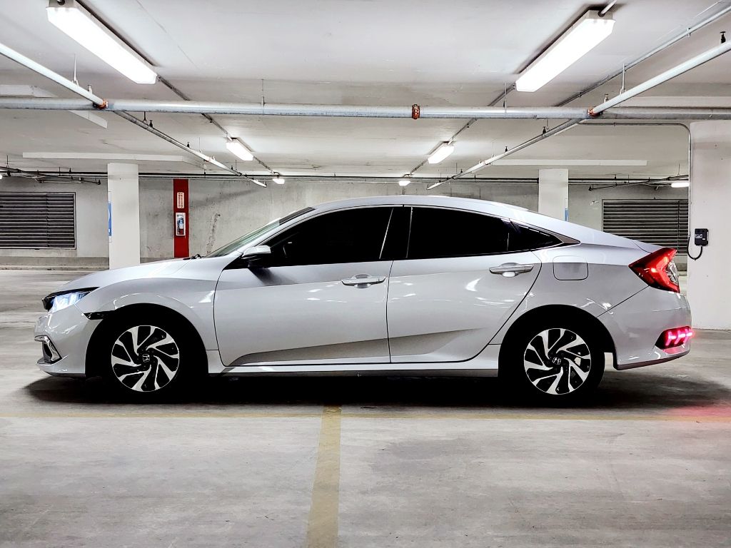 2019 Honda Civic LX 13