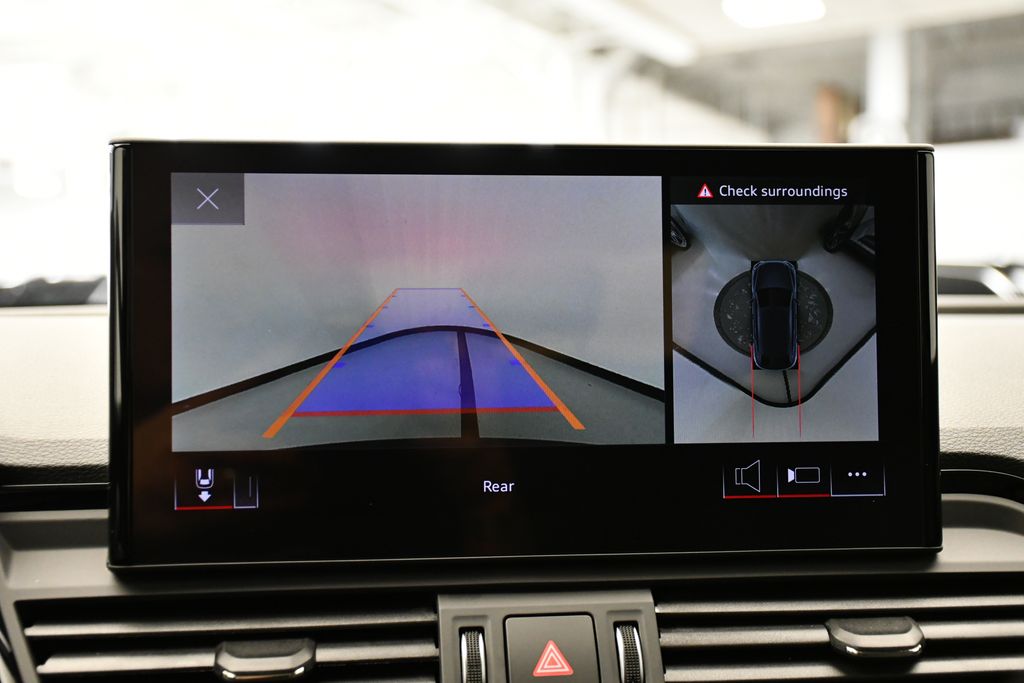 Thumbnail: 2025 Audi Q5 - 27