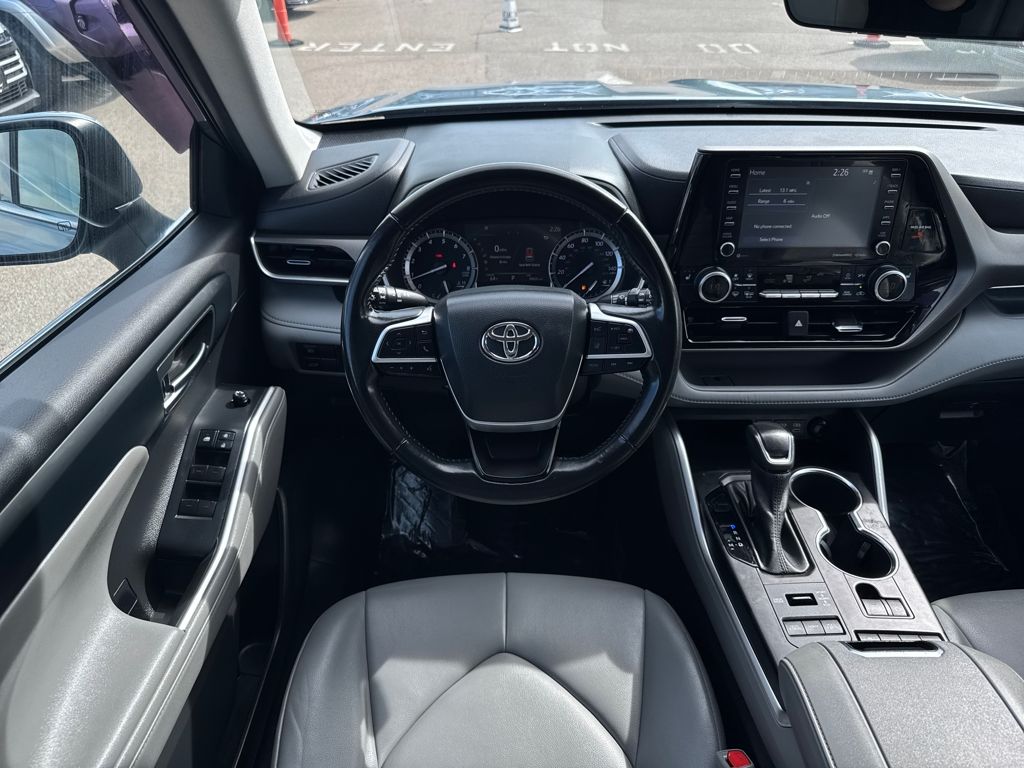 2022 Toyota Highlander XLE photo 14