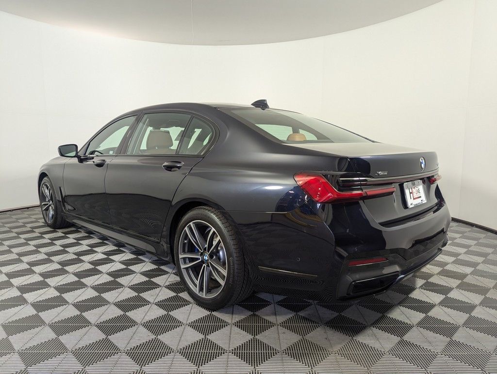 2022 BMW 7-Series 740i xDrive photo