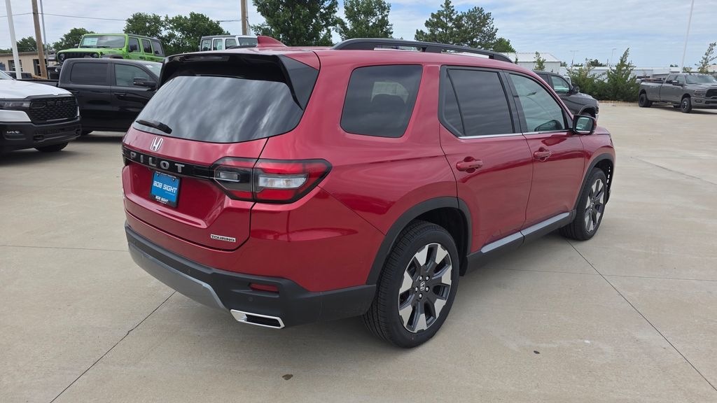View vehicle photo 6