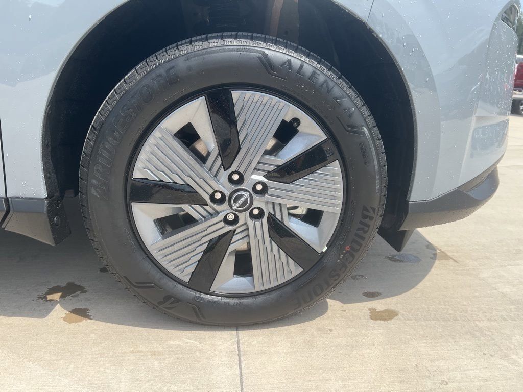 2025 Boulder Gray Pearl/Super Black Nissan Murano SL AWD SUV
