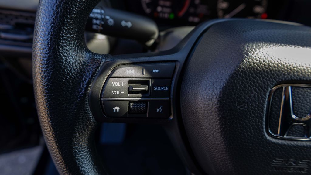 Used 2023 Honda HR-V LX 4D Sport Utility